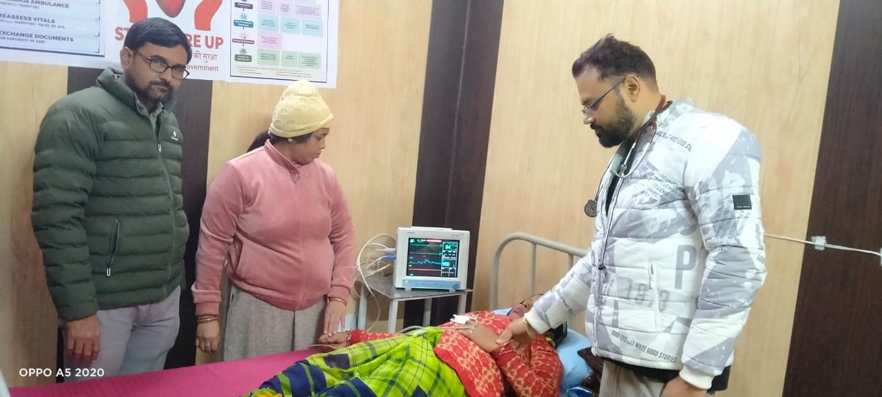 रायबरेली - सीएचसी पर हृदय रोगियों को 30 हजार रुपए की कीमत का इंजेक्शन लगाया जा रहा है मुफ्त