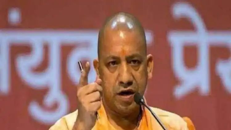 यूपी में स्कूली बच्चों के स्कूटी-बाइक चलाने पर रोक, लगेगा 25 हजार का जुर्माना, होगी तीन साल की जेल