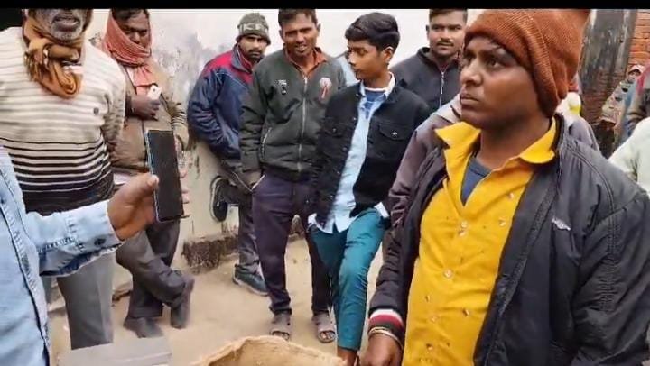 रायबरेली-क्रय केंद्रों पर सन्नाटा , गांव गांव बिचौलिए कर रहे घटतौली