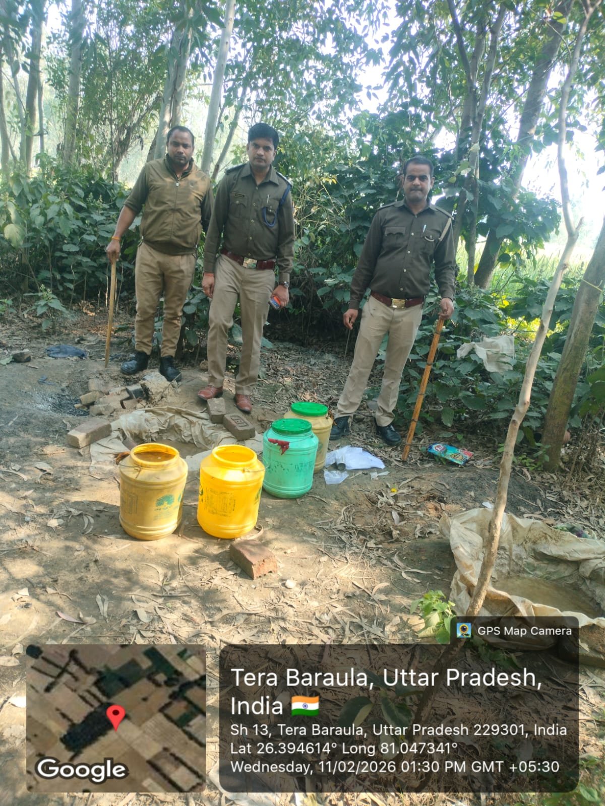 रायबरेली - 42 लीटर अवैध कच्ची शराब बरामद व 250 किलो लहन नष्ट