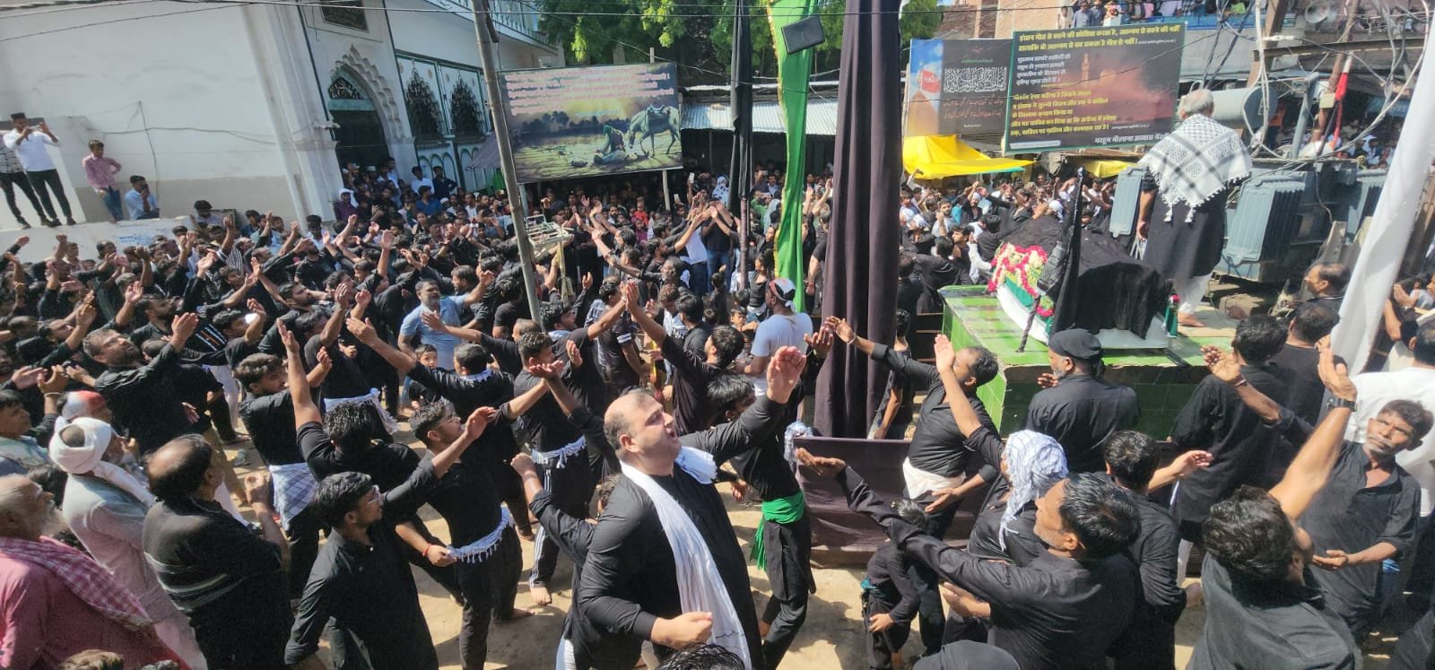 रायबरेली-आज शब्बीर पे क्या आलमे तन्हाई है , जुल्म की चांद पे जहरा के घटा छाई है