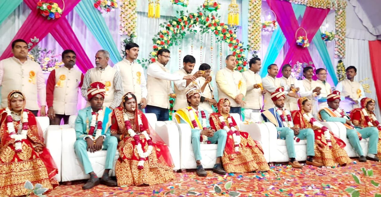 रायबरेली-समाजसेवी संस्था द्वारा पांच निर्धन कन्याओं की कराया विवाह,,,,,