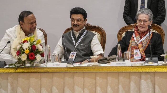 तेलंगाना में विपक्ष पर गरजे PM नरेंद्र मोदी, कहा- ‘मै कांग्रेस की चुनौती स्वीकार करता हूं…