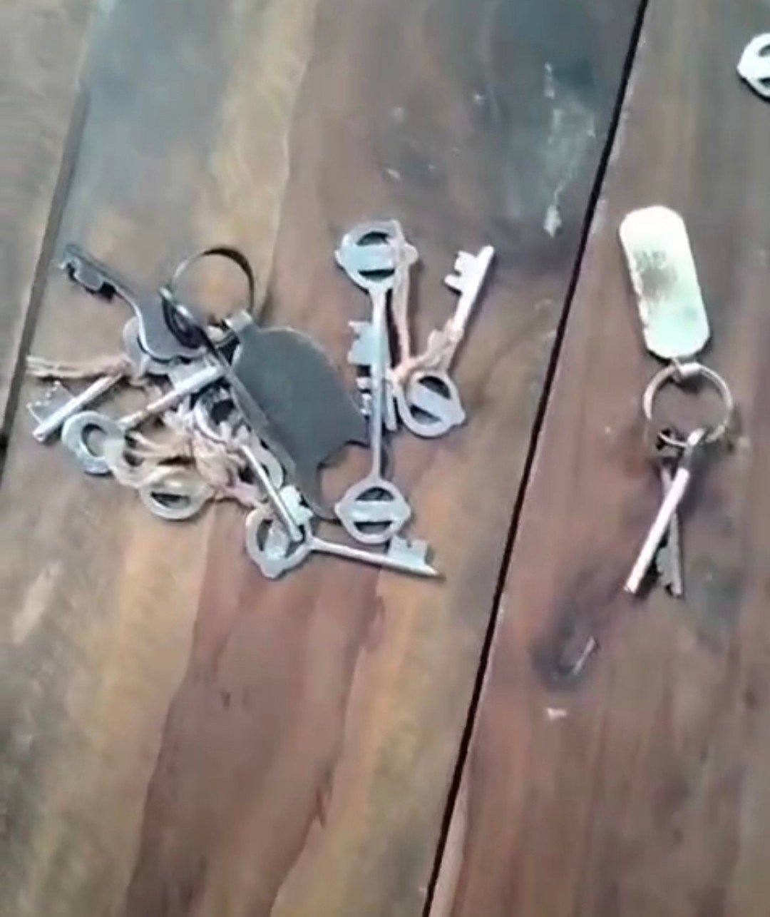 Raibareli-पुलिस गश्त की खुली पोल,नकदी समेत लाखो का माल किया पार