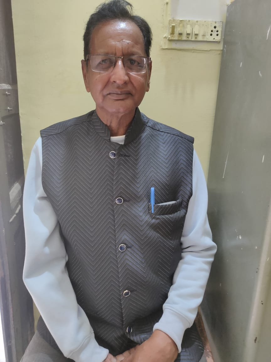 Raebareli:सेवानिवृत्त शिक्षक महासभा के जिला संयोजक बनाए गए धीरेंद्र मिश्रा