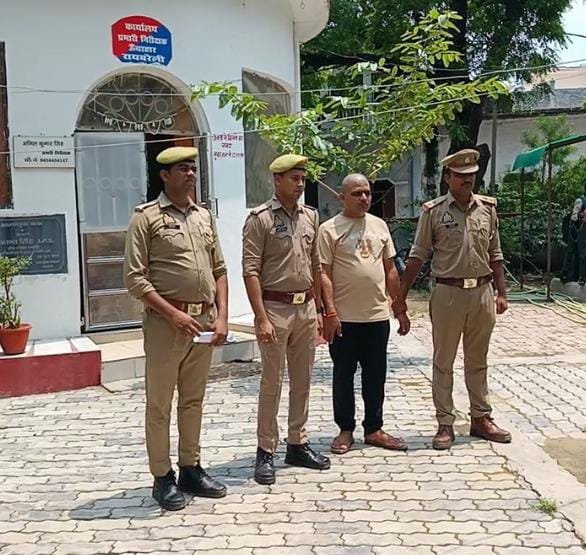 रायबरेली-कोतवाल ने ऐसा  बिछाया जाल कि फंस गया 13 दिन से फरार चल रहा पत्नी का हत्यारा