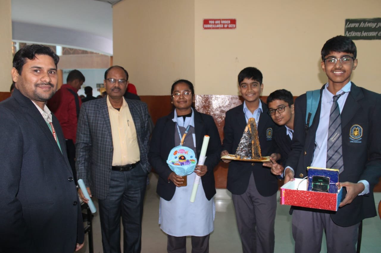 रायबरेली:विज्ञान और गणित मेले का हुआ आयोजन