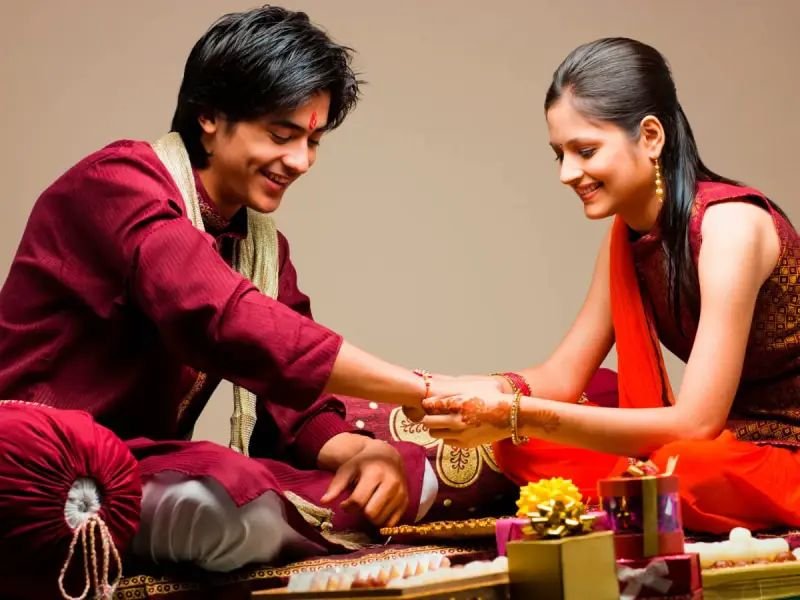 रक्षाबंधन के दिन बहनों के घर क्यों नही जाना चाहिये देखिये वजह?