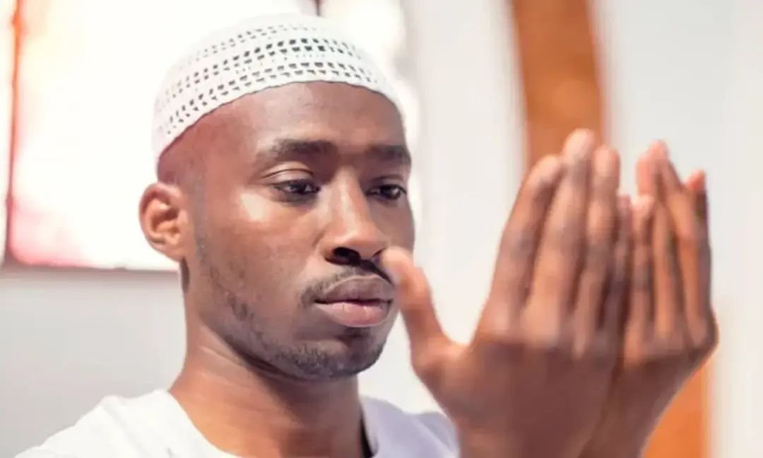 मुसलमान मर्द क्यों नहीं पहनते हैं सोना? वजह जान उड़ जाएगी रातों की नींद