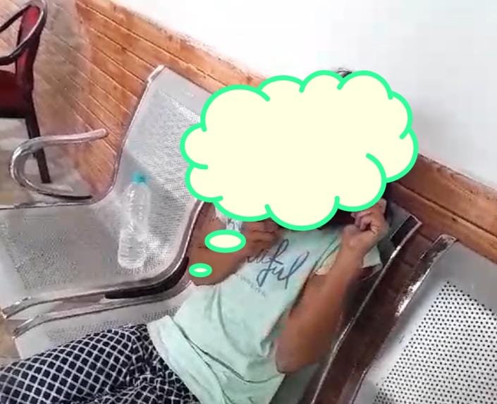 रायबरेली-युवती ने बस में किया हंगामा , अपने रिश्तेदार युवकों पर लगाए आरोप 