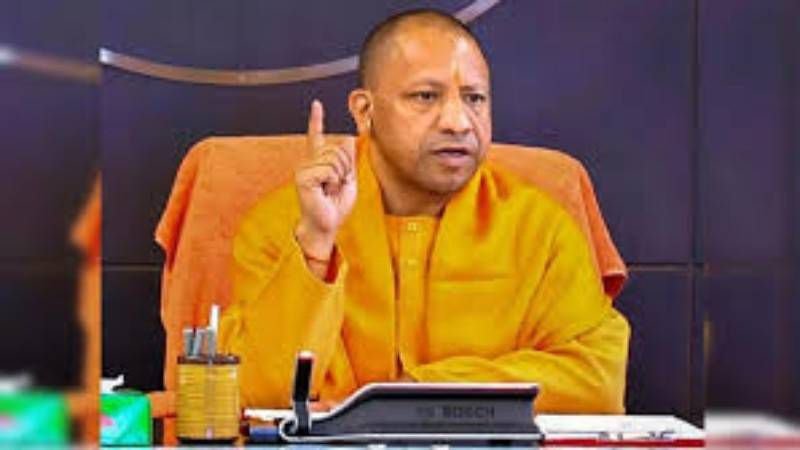 यूपी सरकार का बड़ा फैसला, कहा- "शराब-मांसाहार का सेवन करने वाले पुलिसवालों की नहीं लगेगी..."