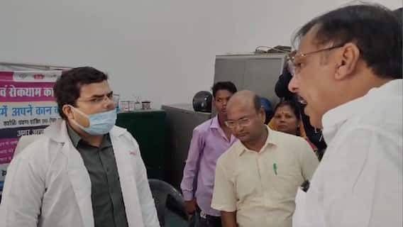 नेतागीरी बाहर जाकर करो...', औचक निरीक्षण के दौरान अस्पताल में सपा सांसद पर भड़क गया डॉक्टर