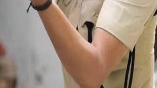 यूपी पुलिस की हेड कांस्‍टेबल से रेप, करवा चौथ मनाने ससुराल जा रही थी महिला जवान