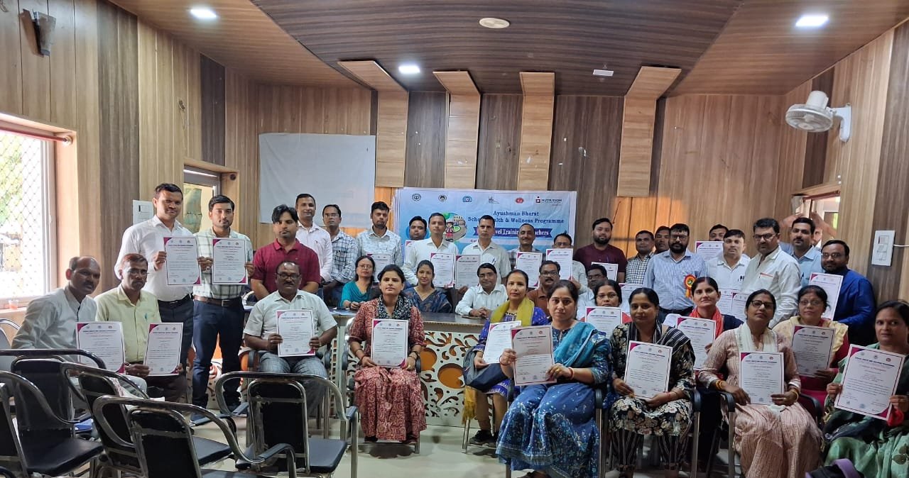 Raibareli-राष्ट्रीय किशोर स्वास्थ्य कार्यक्रम के तहत प्रशिक्षण सम्पन्न