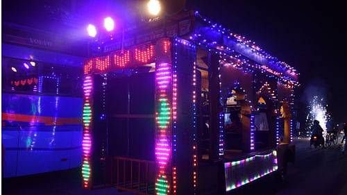 रायबरेली से गयी बारात लौंडिया लंदन से लाएंगे...' नाचने को लेकर भिड़ गए बराती-घराती; बिन दुल्हन लौटी बरात,निगोहा थाने में दर्ज हुआ केस