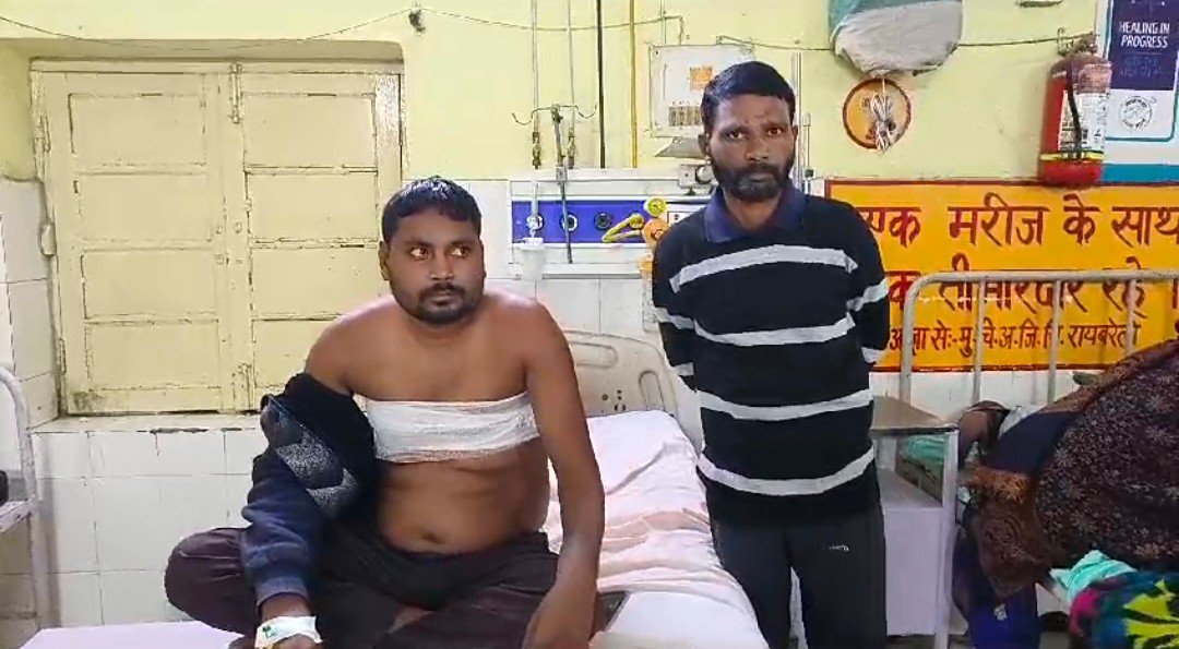 रायबरेली में बेखौफ दबंगों ने घर में घुसकर प्रधान पति पर चलाई गोली