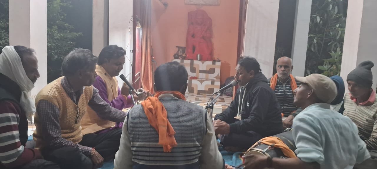 रायबरेली-छिपिया गांव के संकट मोचन मंदिर में हुआ संगीतमय सुंदर कांड का पाठ
