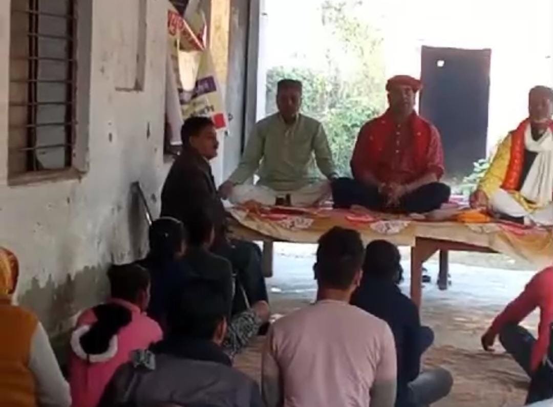 रायबरेली-नेहरू स्मृति विद्यालय में हुआ योग शिविर का आयोजन 