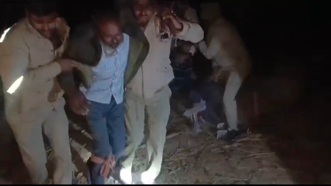 रायबरेली पुलिस व बदमाशो में मुठभेड़ ,हत्याकांड के 2 आरोपियों के पैर में लगी गोली, चार गिरफ्तार