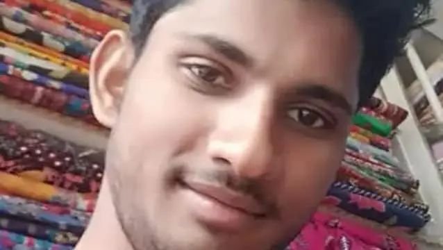 प्रेमी की हार्ट अटैक से मौत, शव आते ही पड़ोसी प्रेमिका ने भी लगा ली फांसी