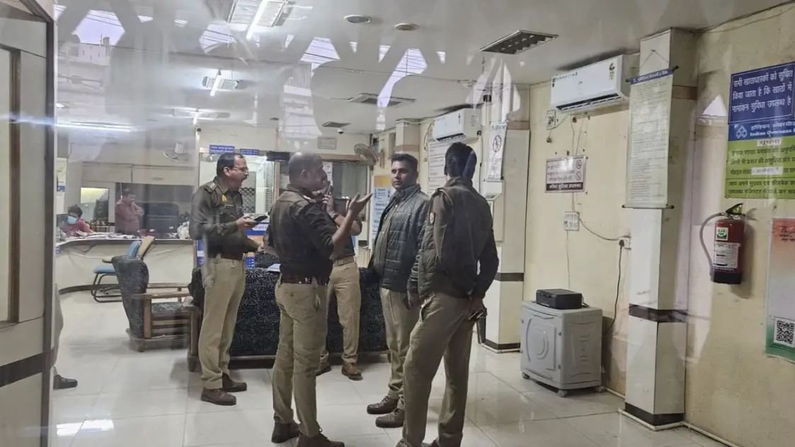 न गोल्ड लोन वाले लॉकर टूटे, न ही स्ट्रांग रूम में गए चोर. क्या चोरों से मिला हुआ था बैंक का कोई कर्मचारी?