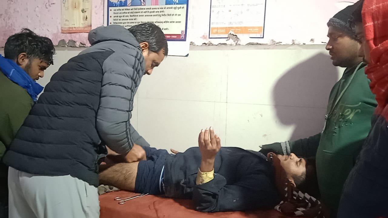 रायबरेली-अज्ञात वाहन ने बाइक सवारों को मारी टक्कर, घायल