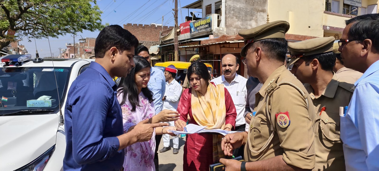 रायबरेली-डीएम ने सेतु निगम द्वारा निर्माणाधीन फ्लाई ओवर का निरीक्षण कर दिए आवश्यक निर्देश
