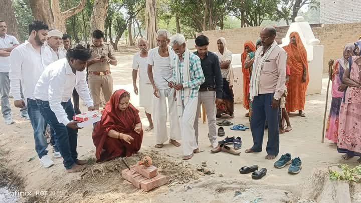 रायबरेली-ऊंचाहार में जिला पंचायत से बनेंगे दो संपर्क मार्ग , अध्यक्ष ने रखी आधारशिला