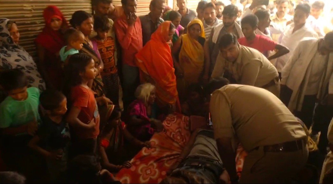 रायबरेली-घर के अंदर फांसी के फंदे स लटकता मिला युवक का शव