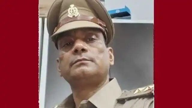 दरोगा की आंखों से बहने लगे आंसू, 10 साल और 5 महीने बाद मिली वर्दी; जानें पूरा मामला