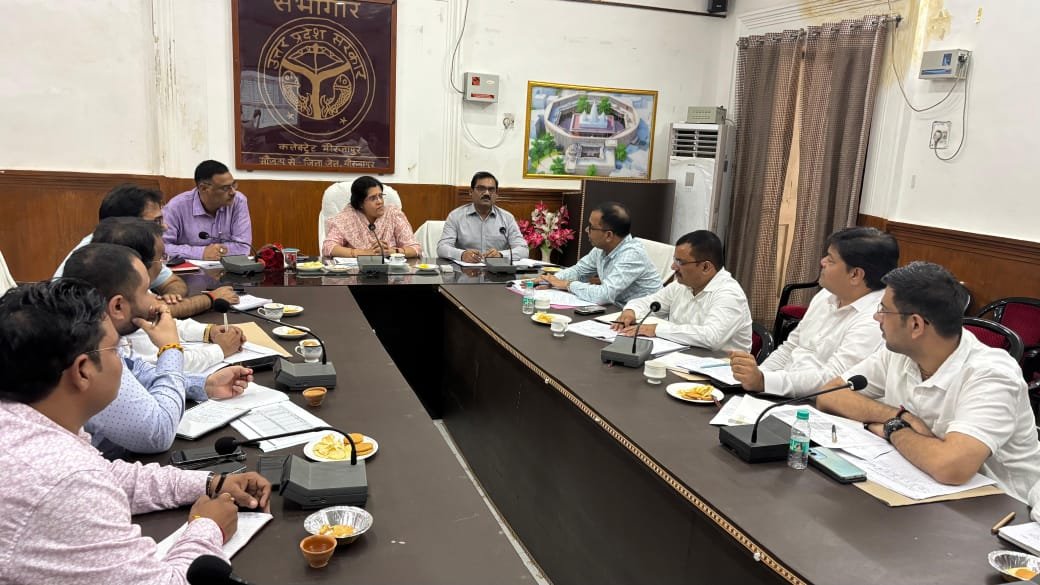 रायबरेली-अवैध खनन व परिवहन पर सख्त नियंत्रण करने के साथ खनन राजस्व मे की जाय बढ़ोत्तरी -माला श्रीवास्तव