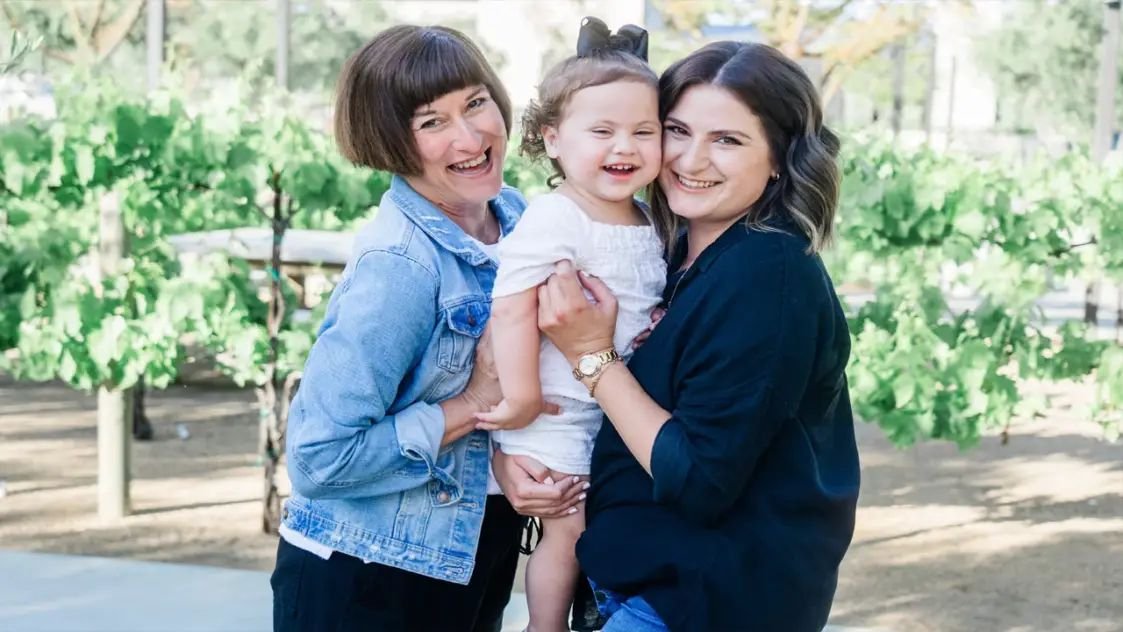 दामाद से प्रेग्नेंट हुई 52 साल की महिला, सच जानकर उड़ जाएंगे होश!