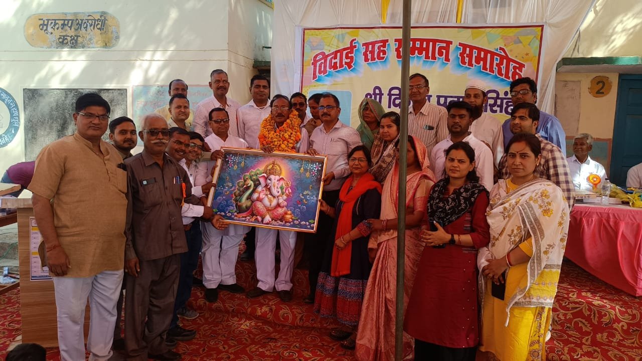 रायबरेली-शिक्षक कभी सेवानिवृत्त नहीं होते - दिनेश प्रताप सिंह