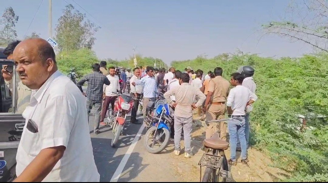 रायबरेली-तेज रफ्तार कार और बाइक में भीषण टक्कर