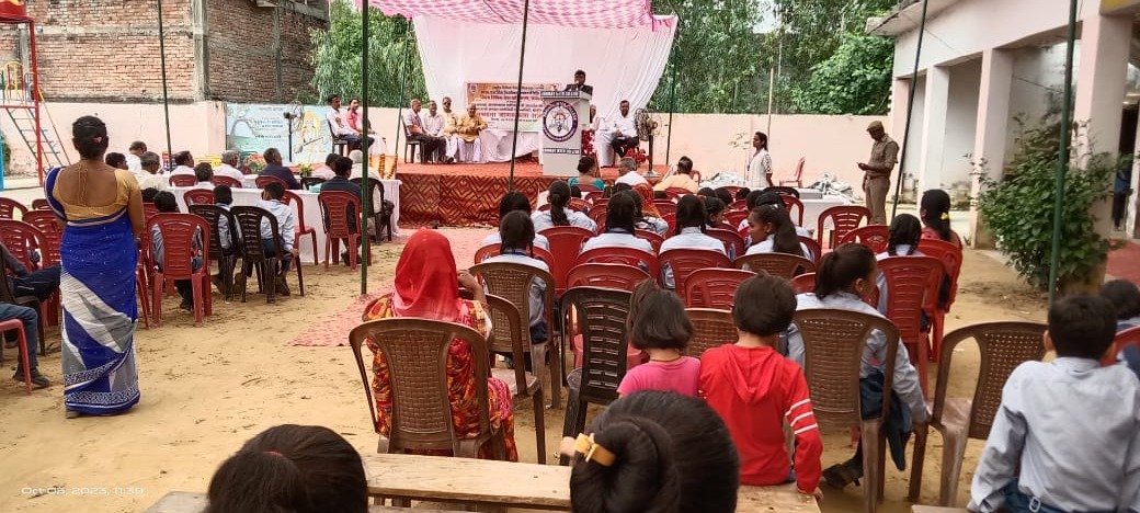 Raibareli-स्वच्छता पखवाड़ा के अन्तर्गत आयोजित हुआ विधिक साक्षरता एवं जागरुकता शिविर*