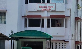 रायबरेली-बहू को कार्यकर्ता बनाने के लिए सास ने परिवार किया अलग, वीडीओ निलंबित