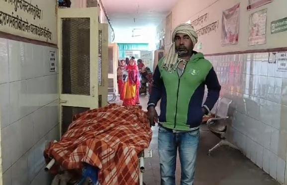 रायबरेली-एम्बुलेंस की देरी से पहुंचने पर प्रसुता की बिगड़ी हालत,मौत