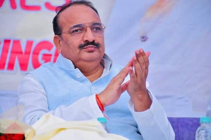 रायबरेली-मंत्री दिनेश प्रताप सिंह के अनुरोध पर केद्रीय मंत्री ने रायबरेली वासियों को दी विभिन्न सड़कमार्ग परियोजनाओं की सौगात  