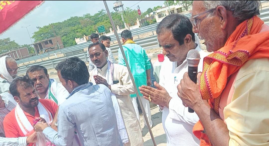 रायबरेली-जय श्री हनुमान के उद्घोष के साथ भंडारे में उमड़ी आस्था