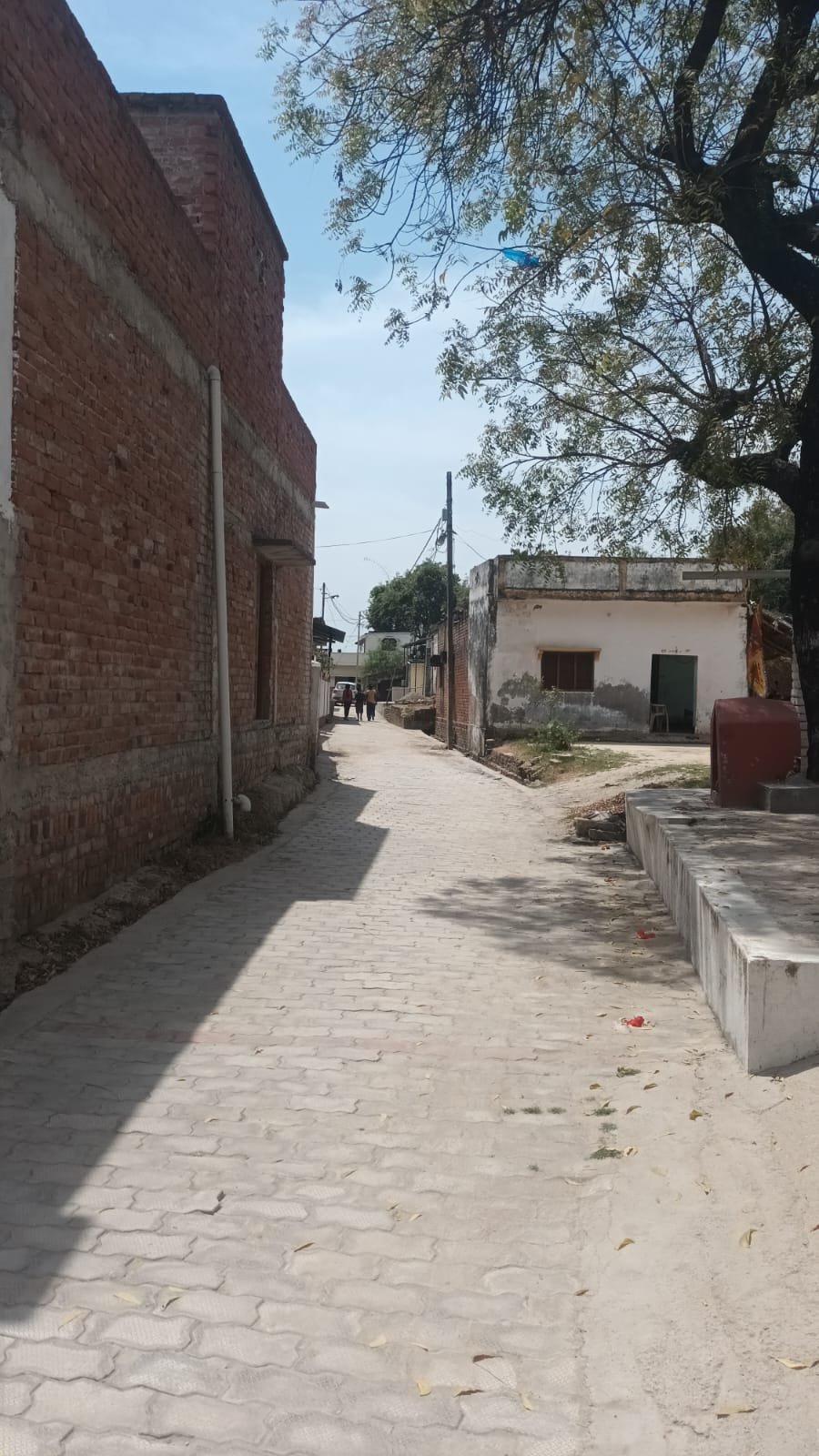 रायबरेली-चोरों ने फैलाया आतंक , अब खाकी के घरों को बना रहे निशाना,,,,,