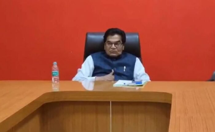 सपा के रामगोपाल यादव का BJP सरकार पर बड़ा आरोप, कहा- “विपक्षियो को मारा जा रहा है…”