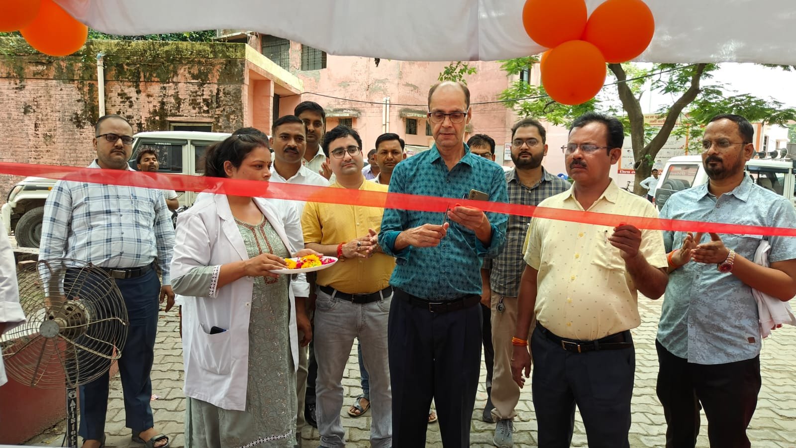 रायबरेली-मानसिक स्वास्थ्य शिविर आयोजित , बताई सावधानियां , किया गया परीक्षण