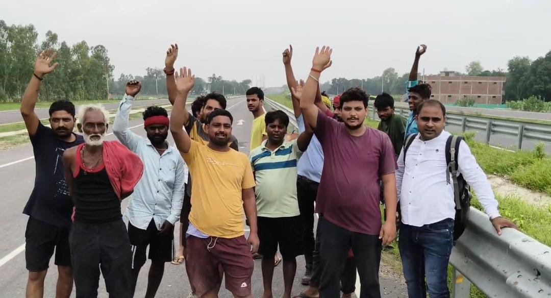 रायबरेली-बेजुबान मवेशियों के लिए रात में काल बनकर दौड़ते है वाहन, कुचलने से चार मवेशी मौके पर मौत,,, 