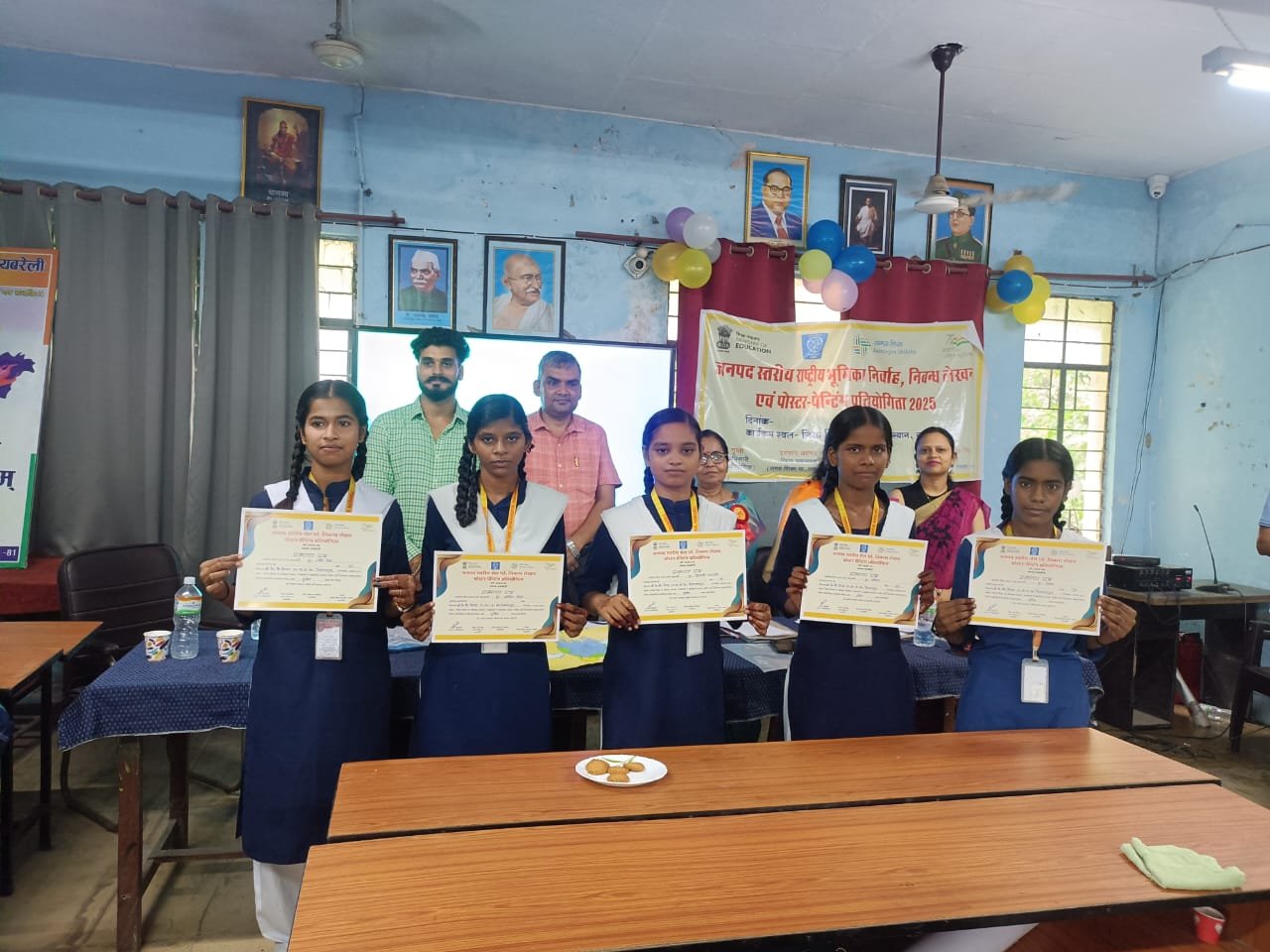 रायबरेली-हर घर तिरंगा कार्यक्रम के अंतर्गत तिरंगा रंगोली,चित्रकला एवं निबंध प्रतियोगिता का आयोजन*