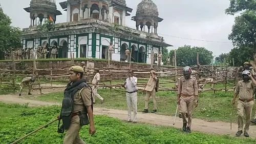 दंगा फैलाने में 10 भाजपाइयों समेत 160 पर एफआईआर, सेवन सीएलए, गैर कानूनी सभा करने की धाराएं शामिल