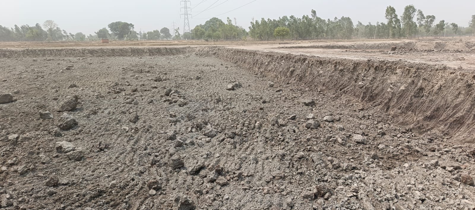 रायबरेली-आईटीडी के अवैध मिट्टी खनन के विरुद्ध बढ़ रहा आक्रोश