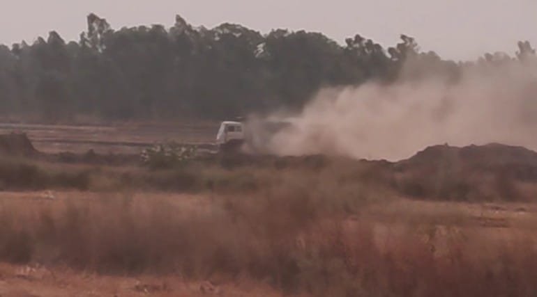 रायबरेली-कालू वाला कंपनी के अवैध मिट्टी खनन से कराह रही धरती,,,, 