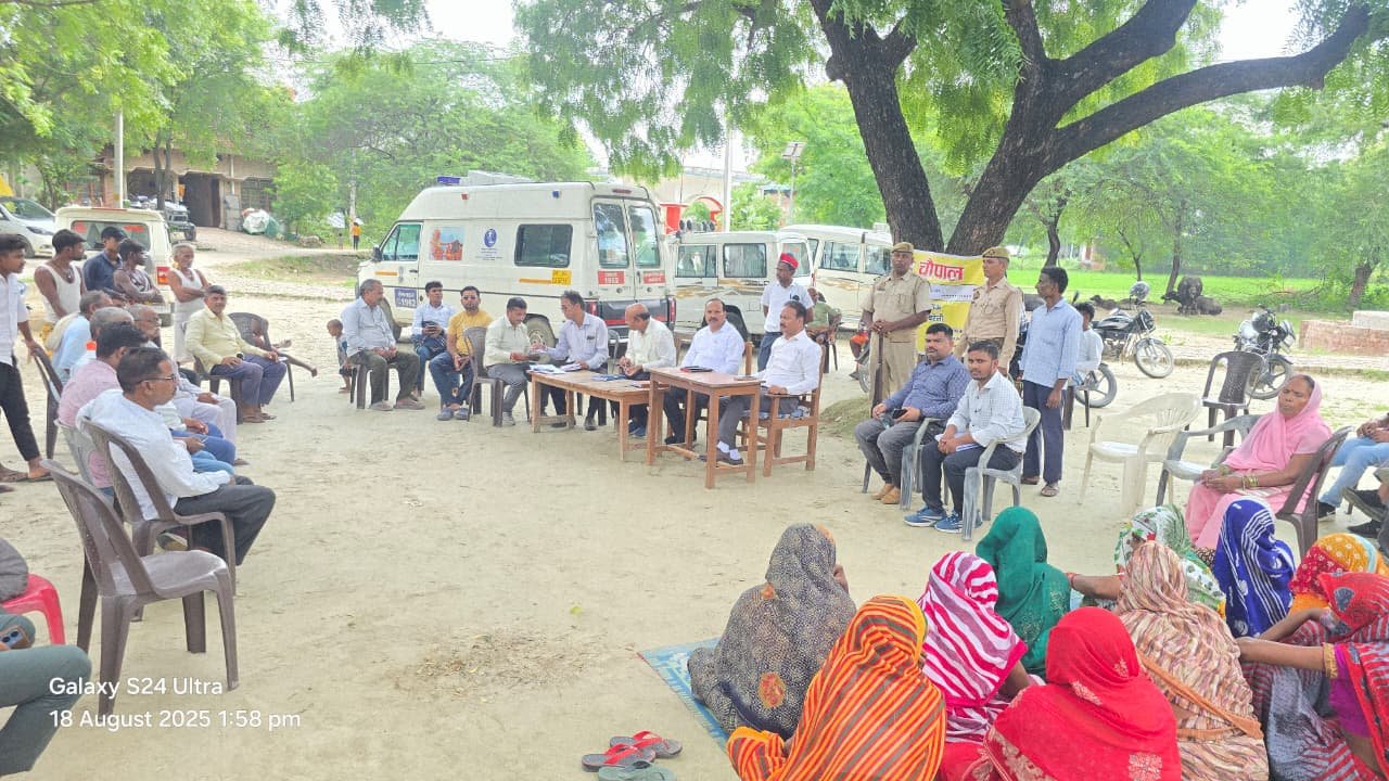 रायबरेली-तहसील डलमऊ में बाढ़ चौपाल का किया गया आयोजन