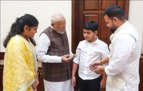 बृजभूषण के पौत्र से पीएम बोले, अपने बाबा को मेरा प्रणाम कहना