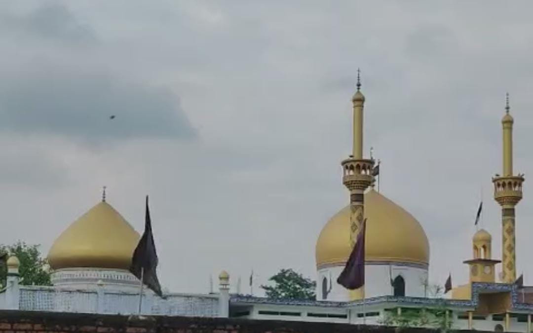 रायबरेली-इबादतगाह भी सुरक्षित नहीं , कर्बला के रौजा को चोरों ने बनाया निशाना 